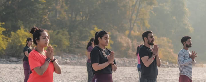 Retraite de yoga de 14 jours à Rishikesh