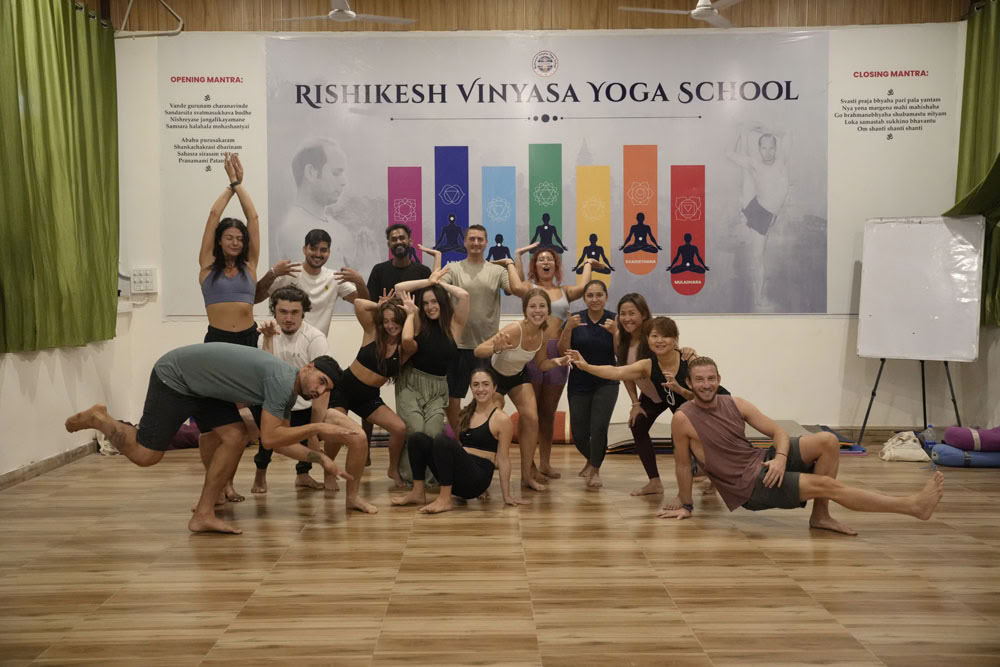 Formation de professeurs de yoga de 100 heures à Rishikesh