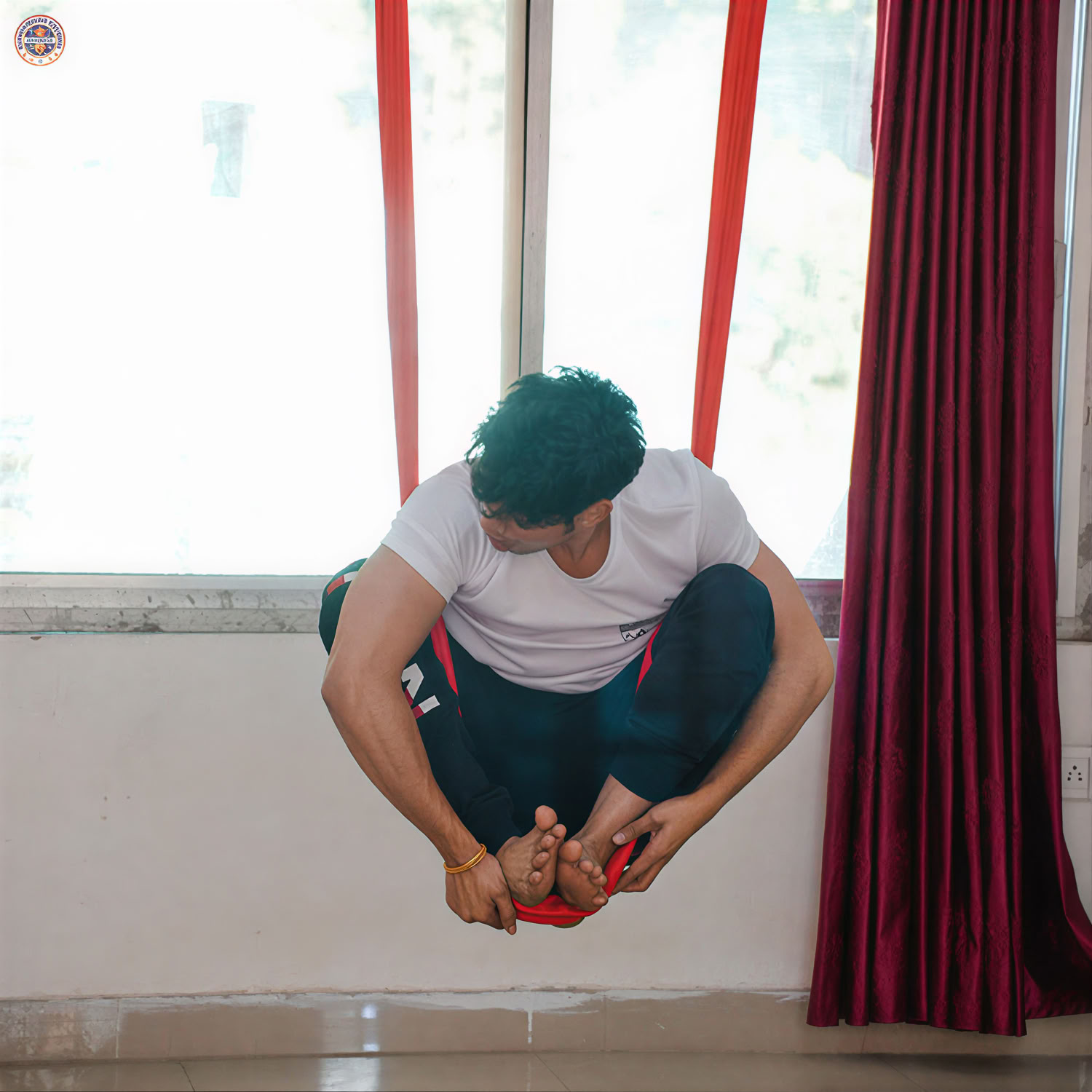 Formation de professeur de yoga aérien – du 25 au 29 avril 2026