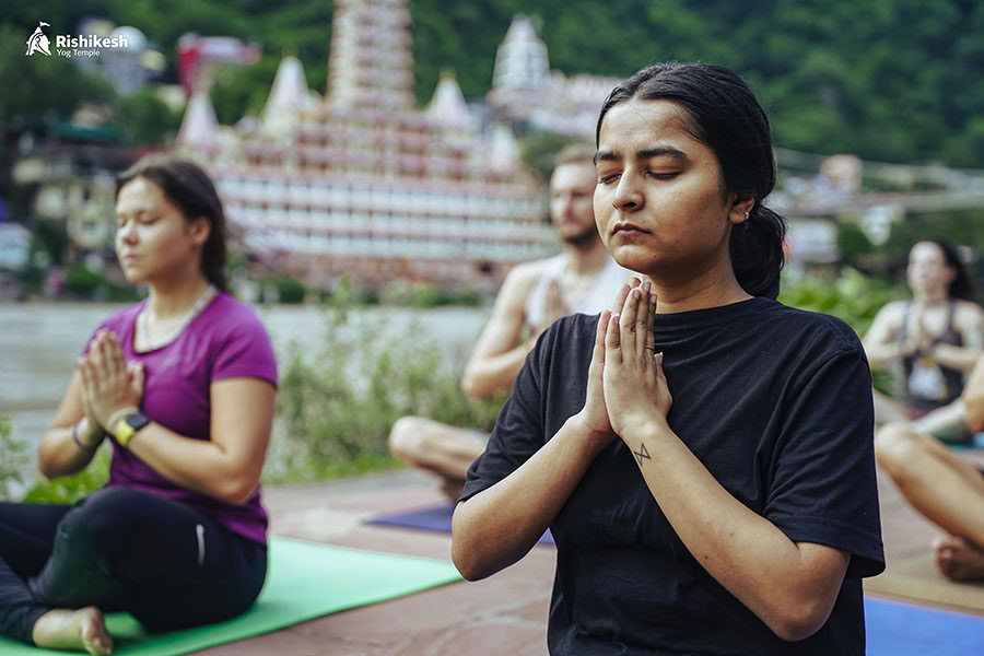 Retraite de 5 jours de yoga et de méditation avec séance de guérison par le son
