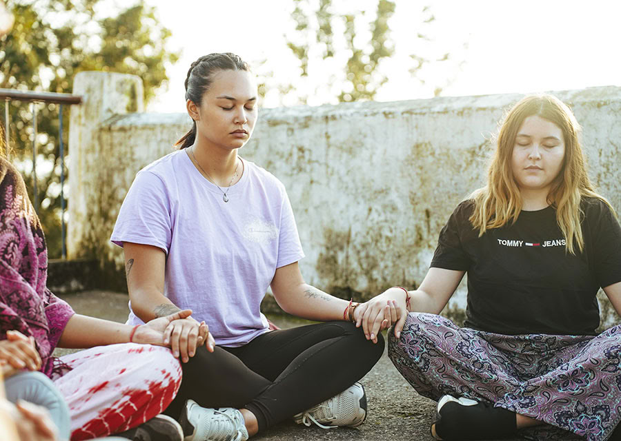 Retraite de 5 jours de yoga et de méditation avec séance de guérison par le son