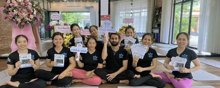 Formation de professeur de yoga de 200 heures à Yoga Home School