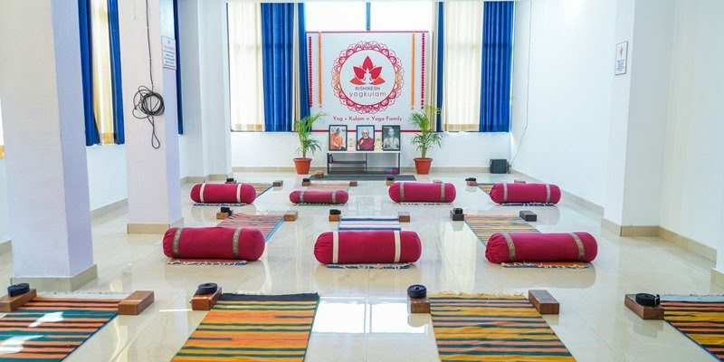 Formation de professeur de yoga de 200 heures à Rishikesh, en Inde