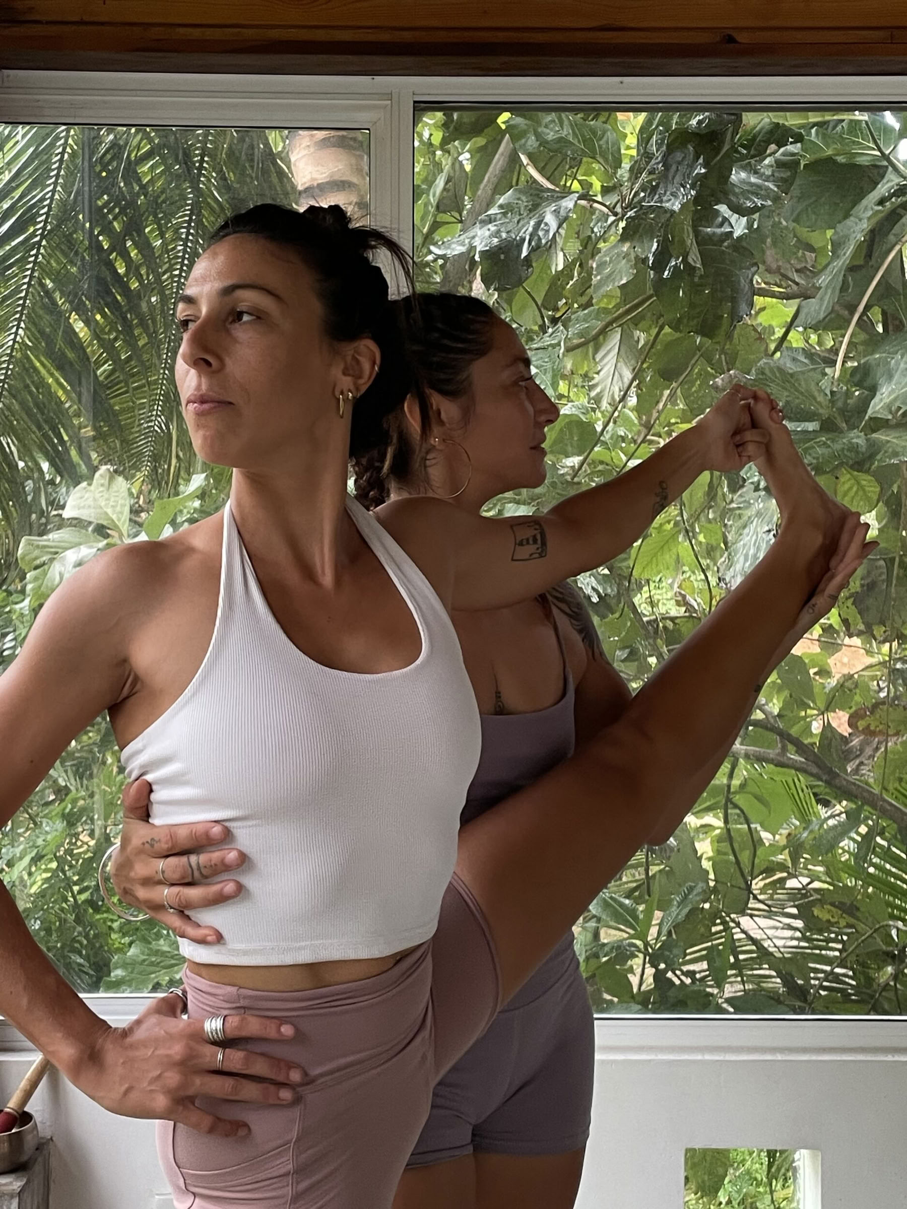 Loka Retraites - Yoga, Surf et Aventures