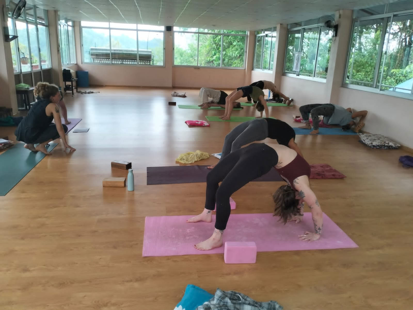 Cours de yoga aérien