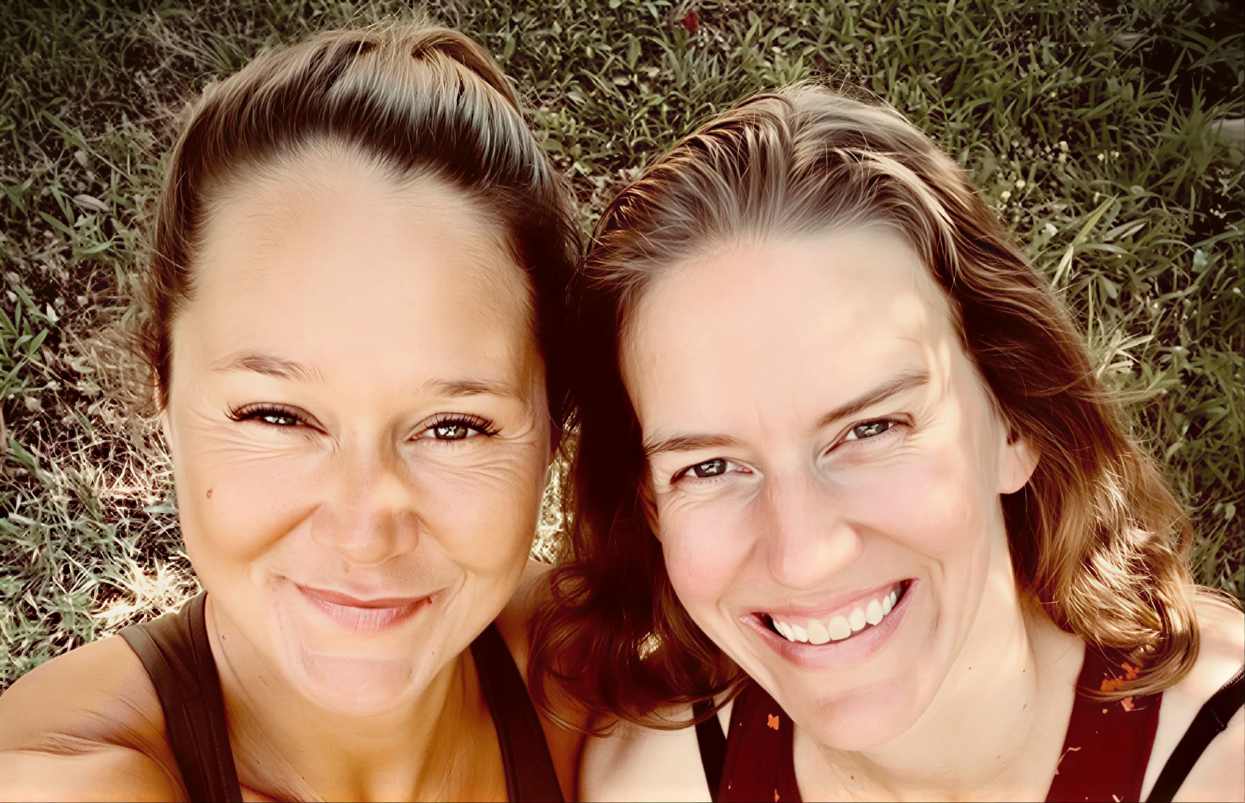 Yoga Vinyasa avec Ursina et Marina – S’installer dans l’équilibre — Landguet Ried, Centre pour une vie en pleine conscience | Centre de retraite et maison d’ateliers