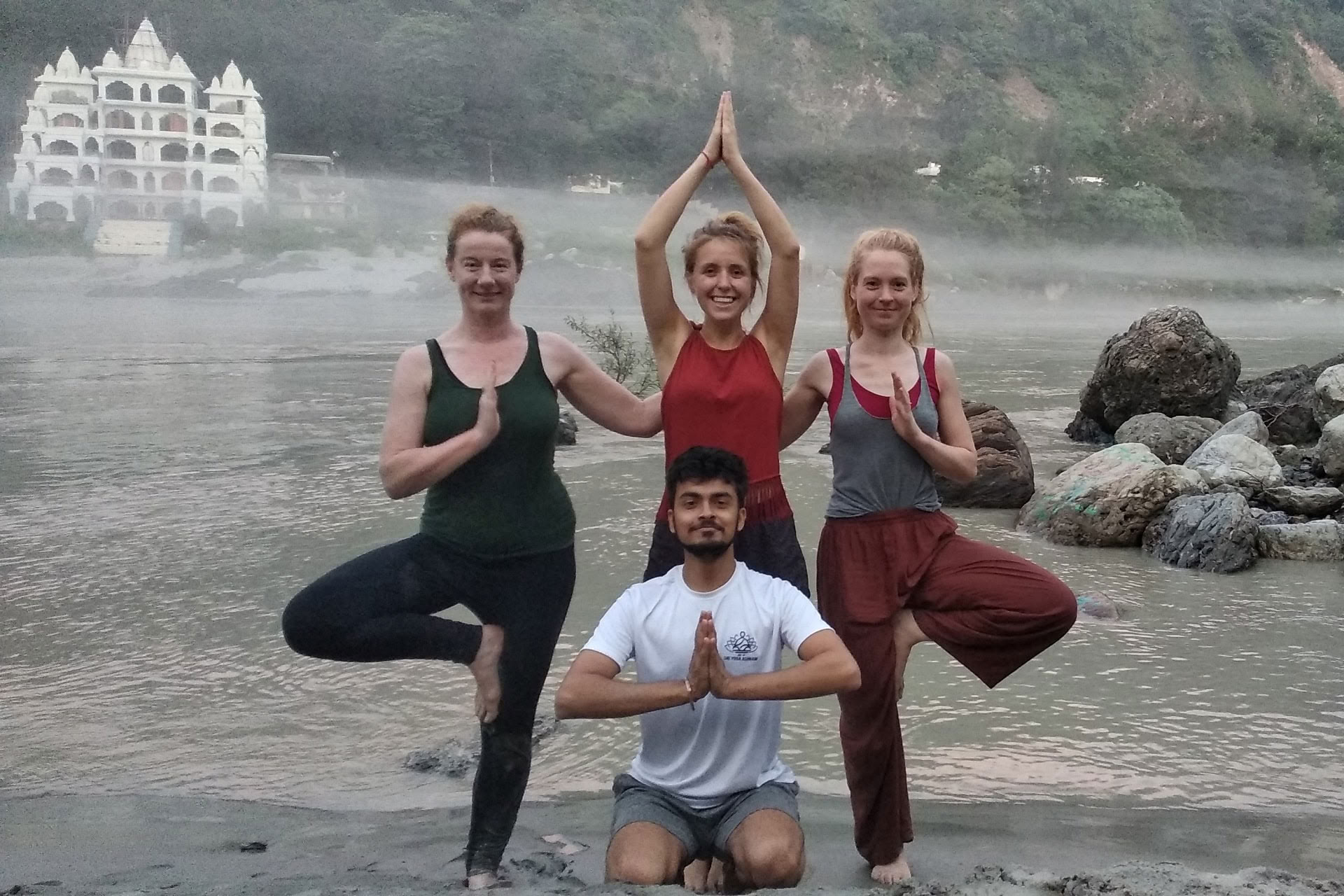 Cours de Yoga Nidra à Rishikesh