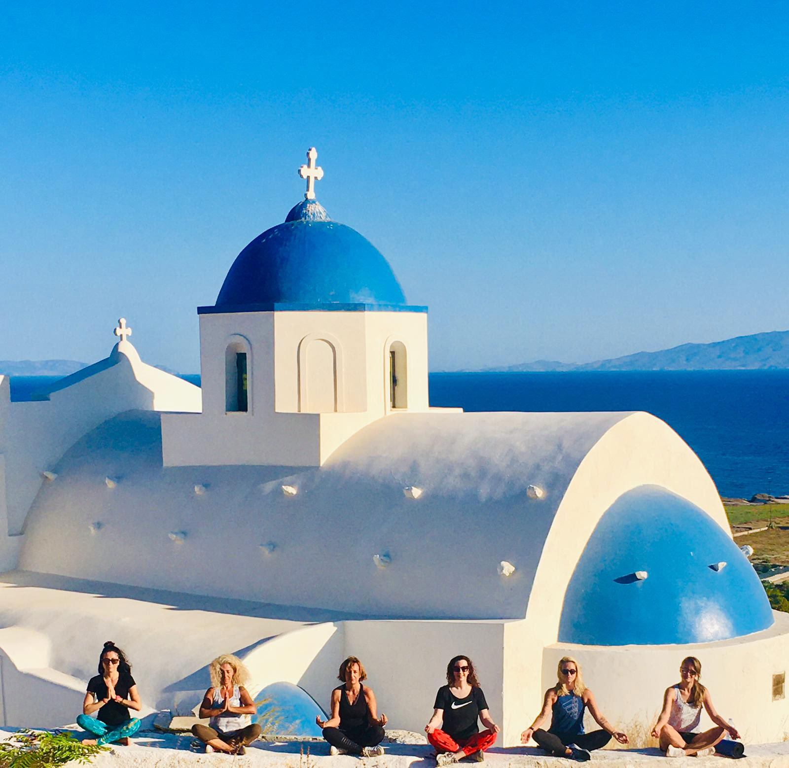 Vacances de yoga à Santorin