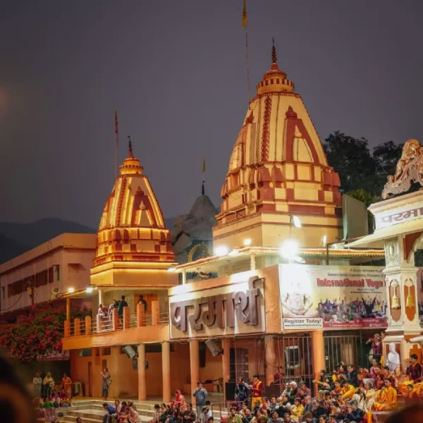 Formation de professeur de yoga de 100 heures à Rishikesh