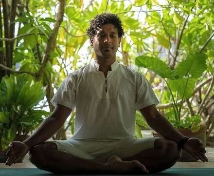 Approfondissez votre pratique — immersion yoga de 7 jours chez Yoga Bee Sri Lanka