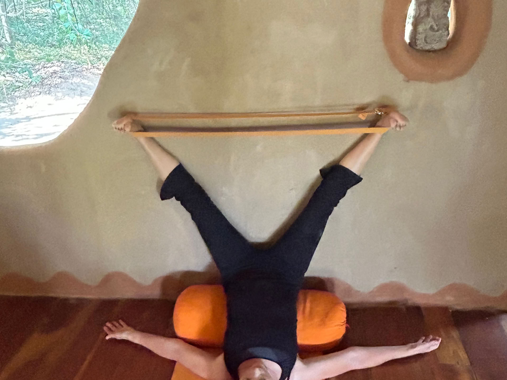 Georgia Marnham - yoga Iyengar