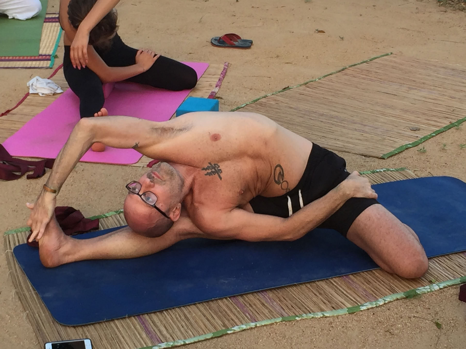 Rob Hess - Flow de yoga prana de Noël et du Nouvel An