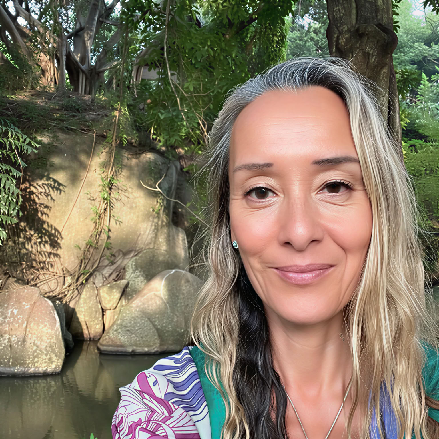 Florentina Lam-Clark - Yoga rajeunissant et guérison par le son