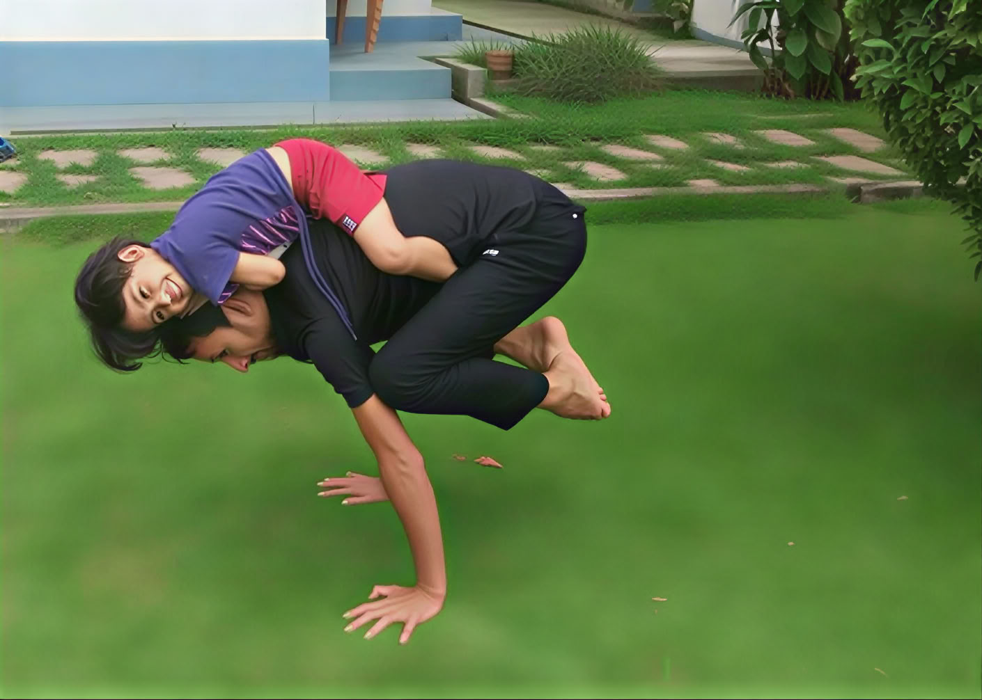 Formation de professeur de yoga pour enfants de 100 heures