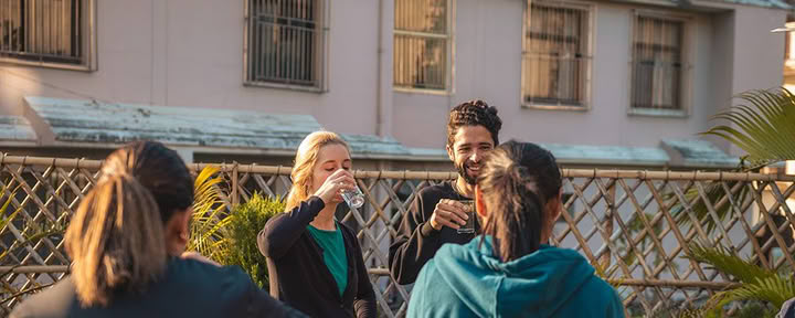 Formation de professeur de yoga de 300 heures à Rishikesh – du 1er janvier au 28 janvier 2027