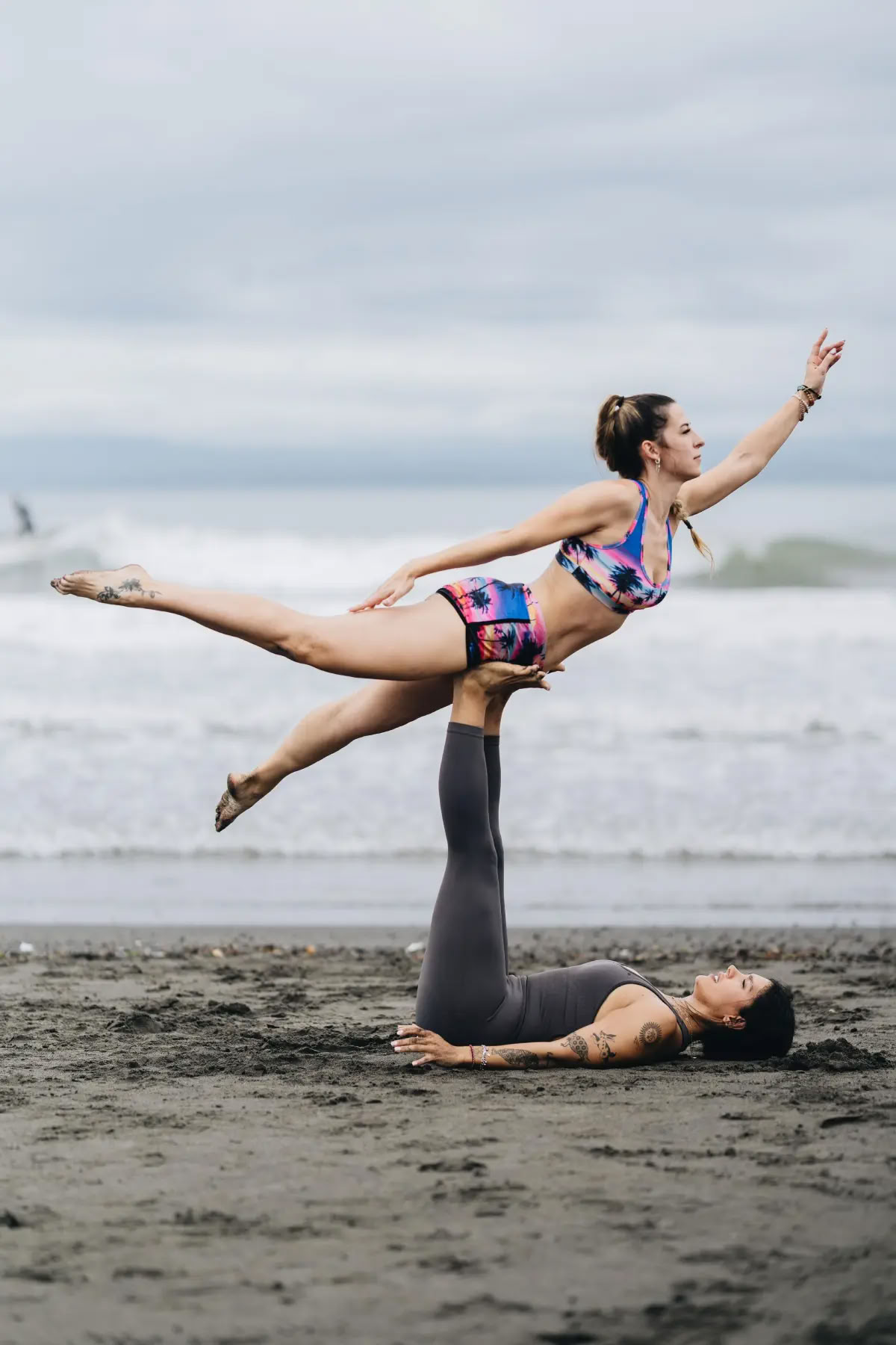 Cours de formation avancée de professeur de yoga de 300 heures – du 1er juin au 25 juin 2026