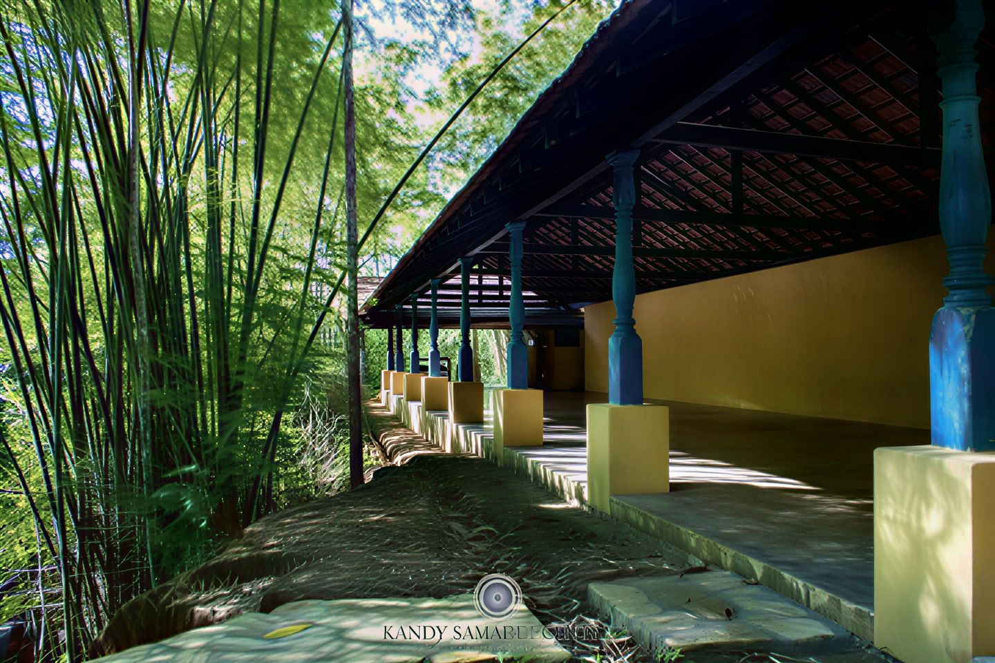 Visite du temple de Narampanawa et du temple hindou (3 km)