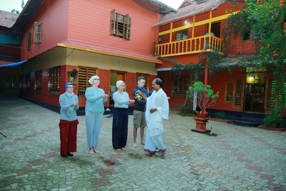 Retraite de yoga hatha avec Bhoomaji