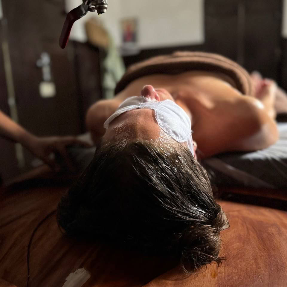 Entre l’océan et le silence : retraite de yoga et d’ayurvéda au cœur du Kerala, en Inde