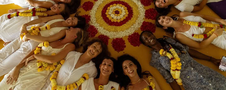 Formation avancée de professeur de yoga Vinyasa Flow de 100 heures – Inde