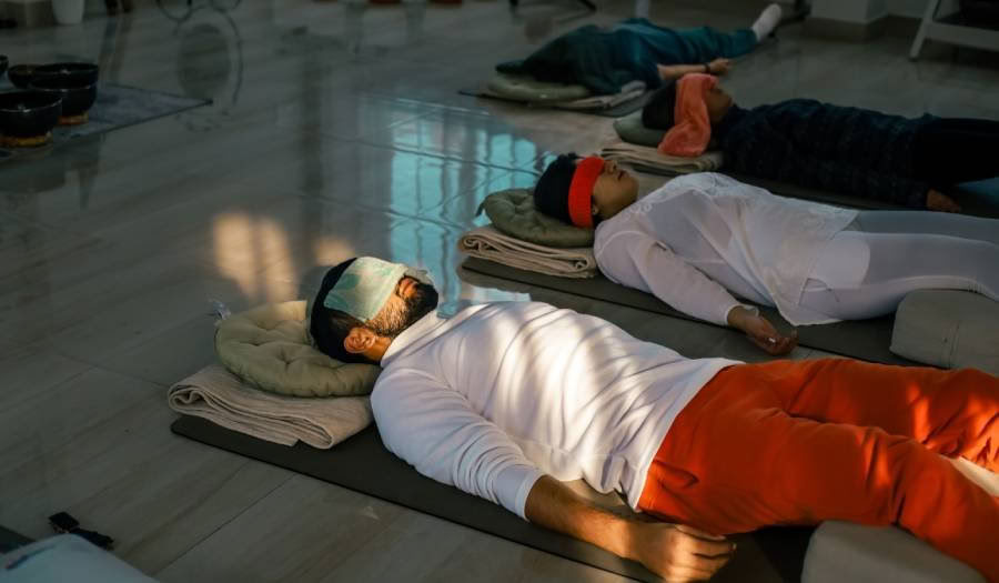 Cours de formation d’enseignant en sonothérapie de 100 heures à Rishikesh