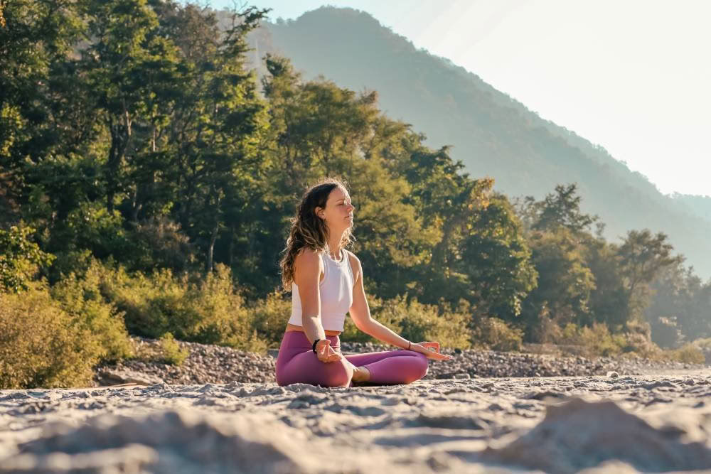 TTC de thérapie par le yoga de 100 heures à Rishikesh