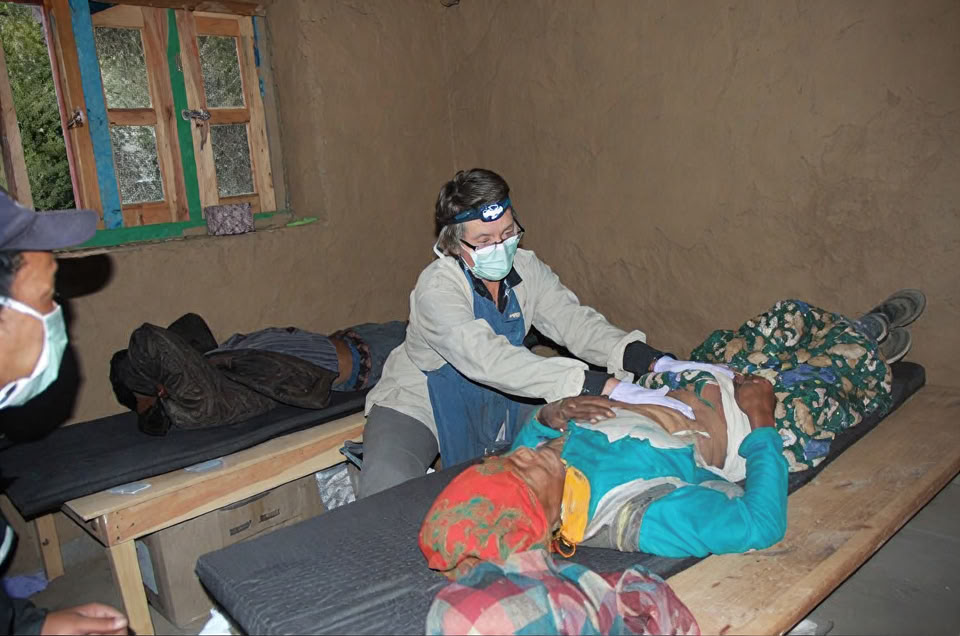Ngondro (18h00) et méditation silencieuse (18h30)