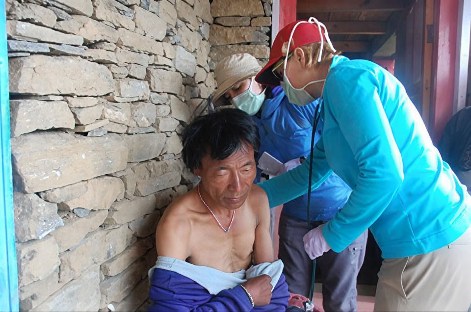 Ngondro (18h00) et méditation silencieuse (18h30)