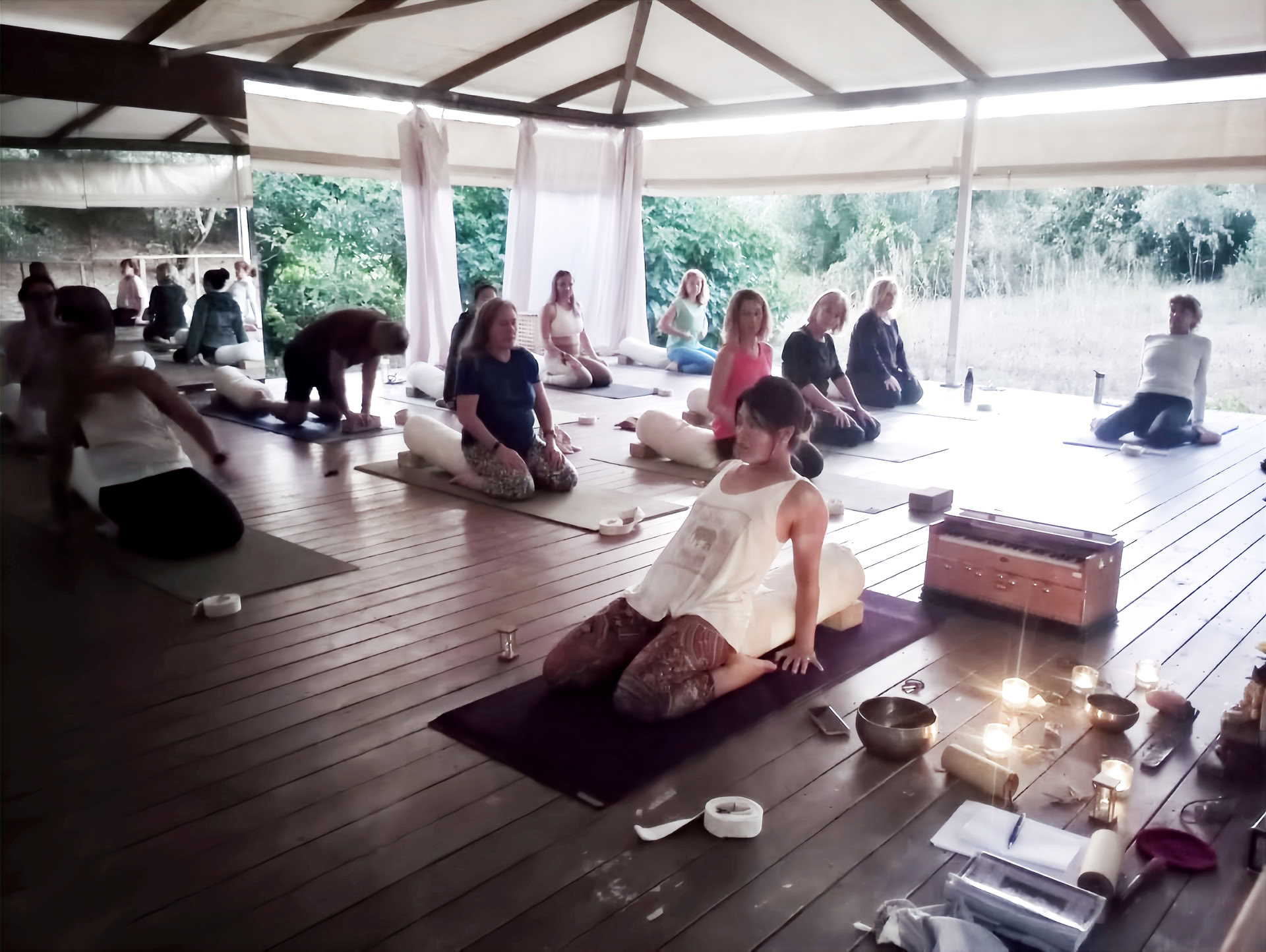 Formation de professeurs de yoga de 200 heures - octobre 2026