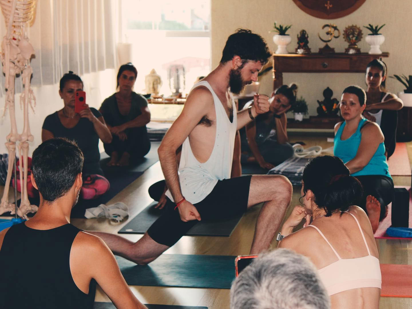 Formation de professeurs de yoga de 200 heures - octobre 2026