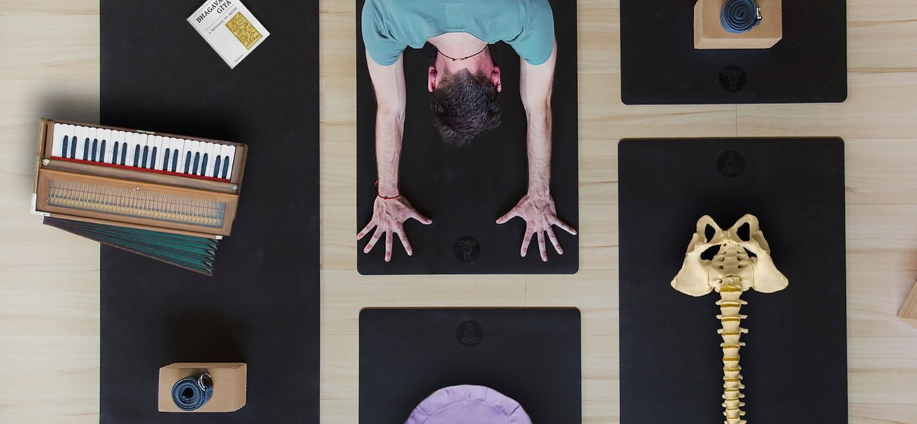 Formation de professeurs de yoga de 200 heures - octobre 2026