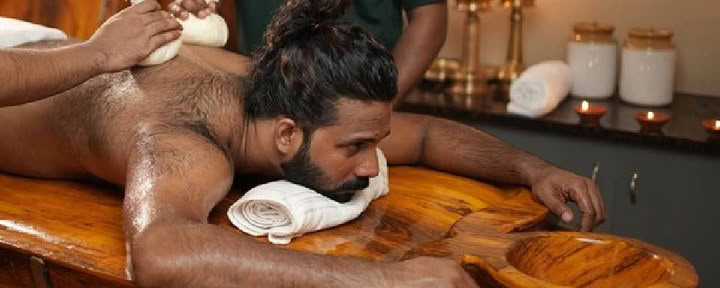 Retraite de yoga ayurvédique de 11 jours Veda Evolve : Détoxifiez-vous et réveillez votre vitalité intérieure