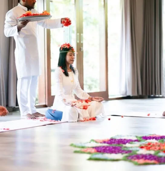 Cours de formation de professeur de yoga de 100 heures
