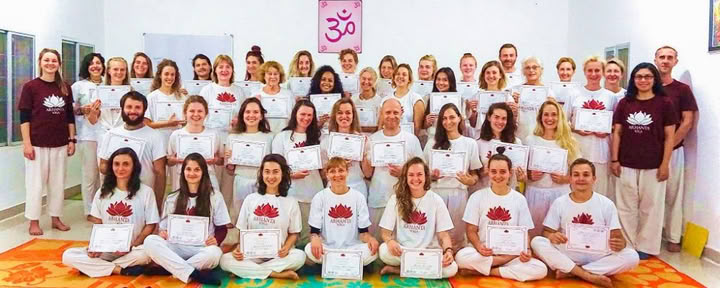 Apprenez le yoga en Inde grâce à une formation de professeur de 200 heures