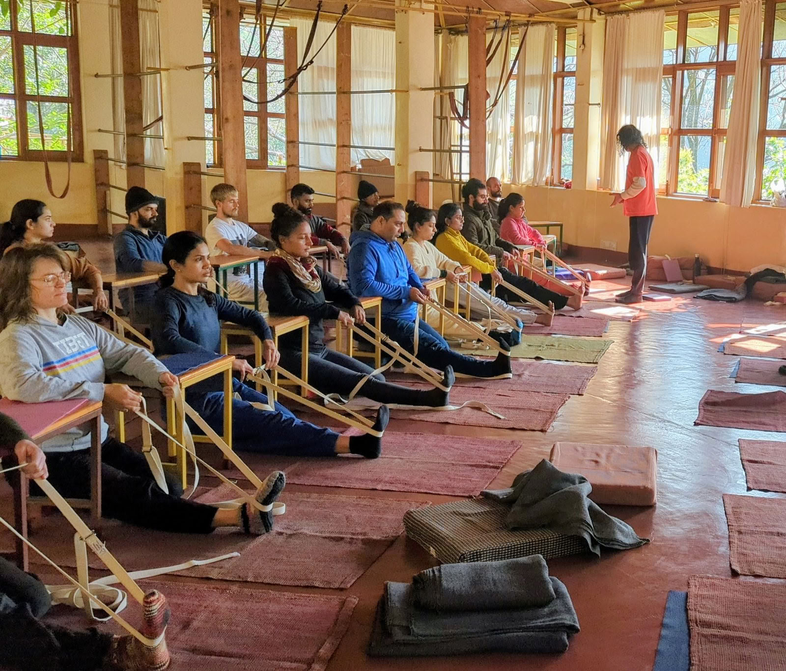 Cours intensif de yoga de 160 heures à Dharamshala
