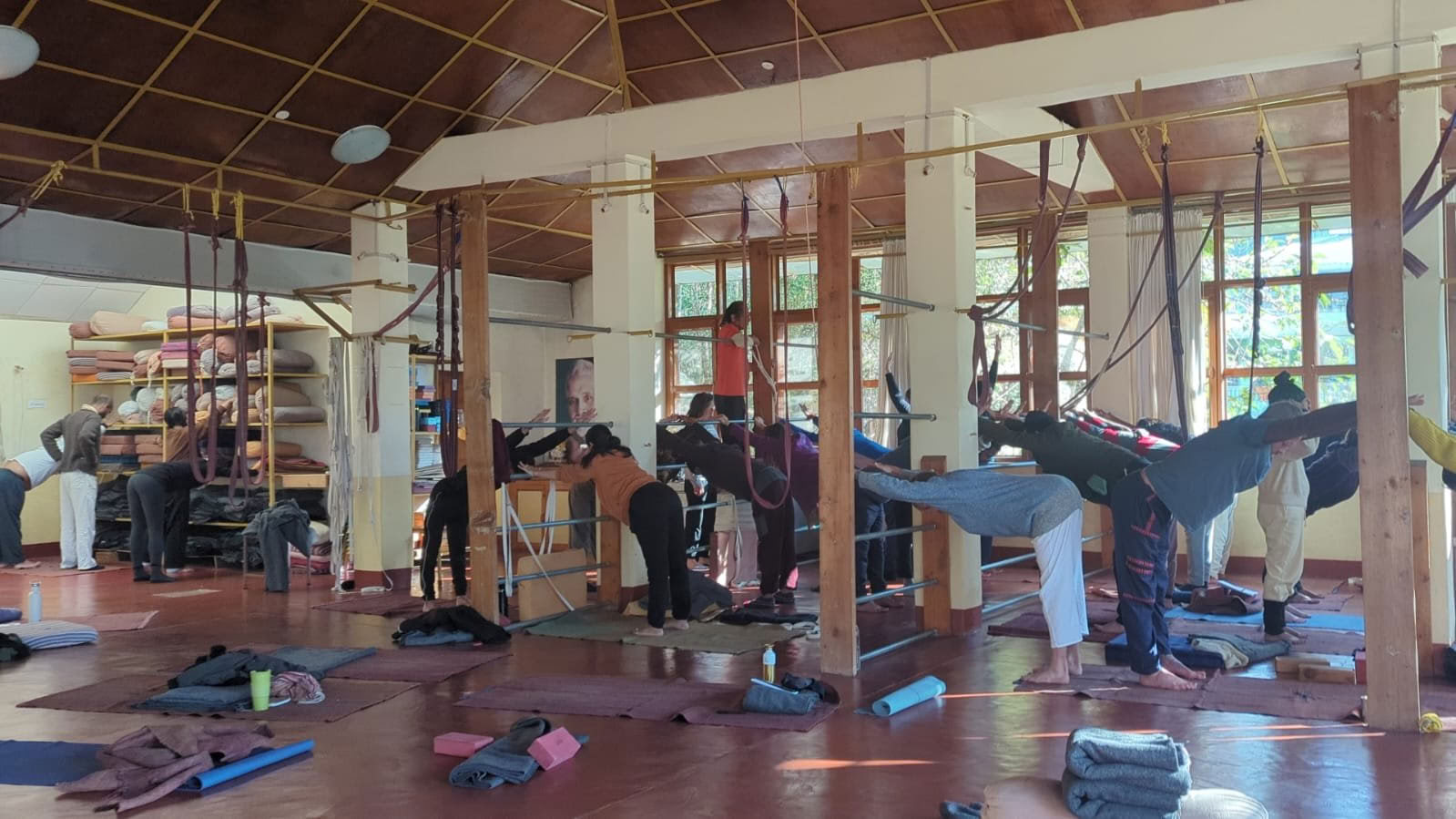 Cours intensif de yoga de 160 heures à Dharamshala