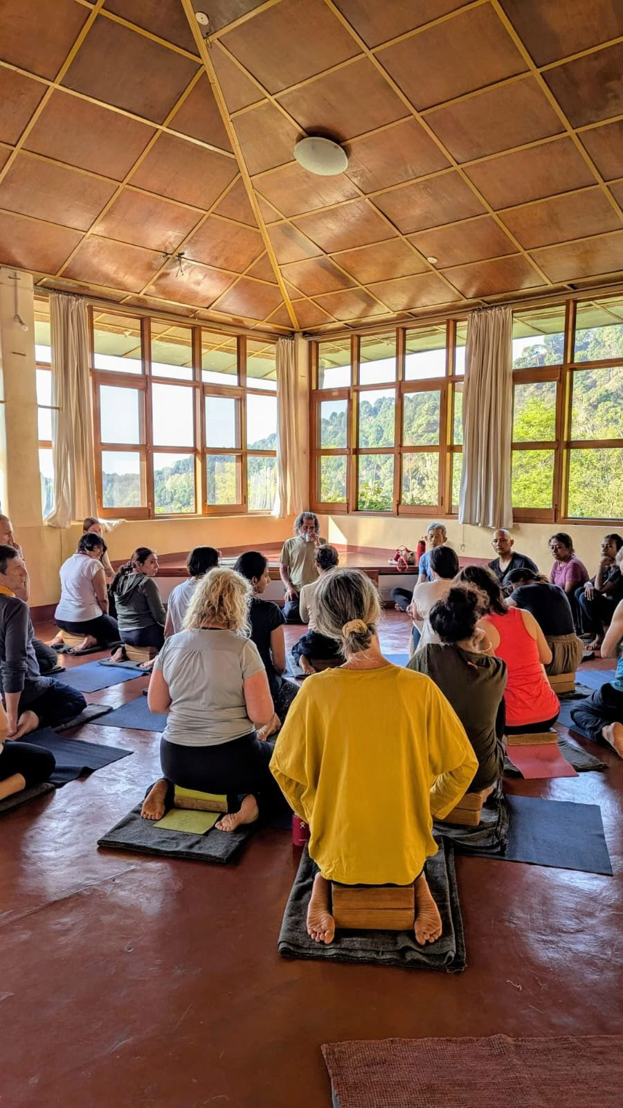 Formation de professeur de yoga de 320 heures à Dharamshala