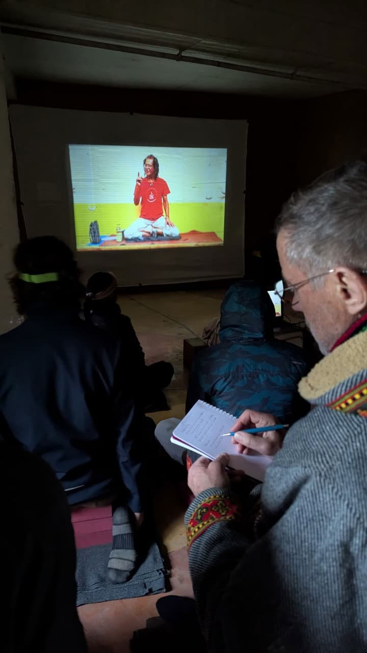 Formation de professeur de yoga de 320 heures à Dharamshala