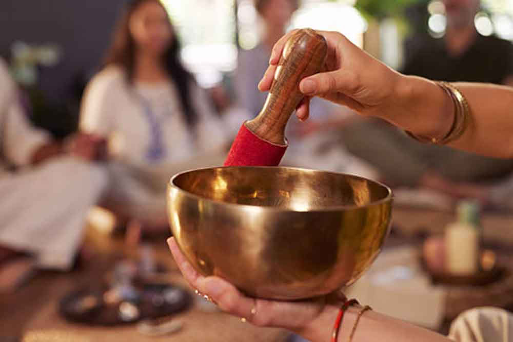 Formation de professeurs en sonothérapie de 9 jours et 50 heures à Rishikesh, en Inde