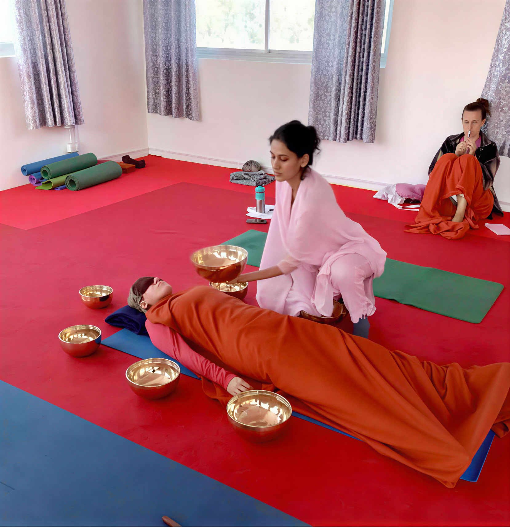 Formation de professeur en sonothérapie de 6 jours et 30 heures à Rishikesh, en Inde