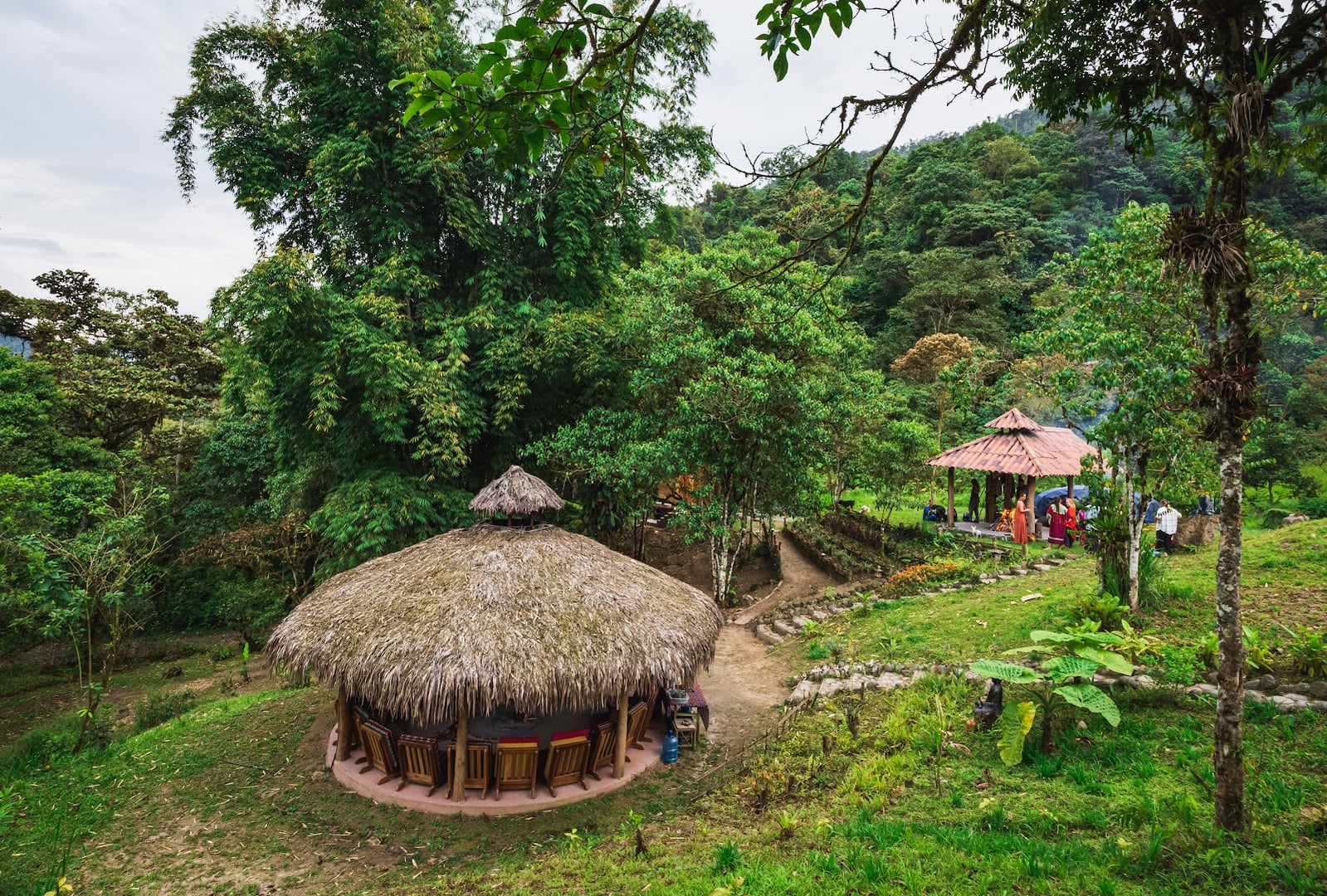 Hayulima : retraites spirituelles et de médecine des plantes