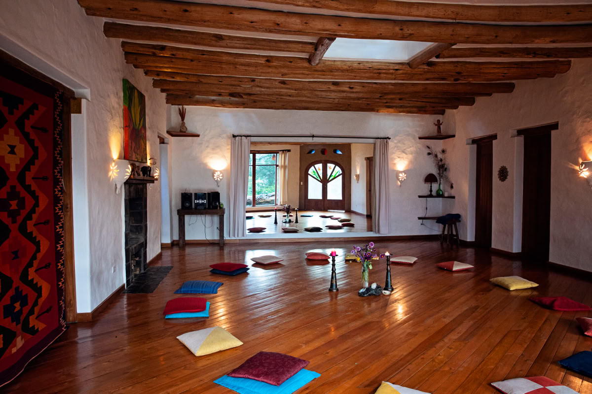 Durga's Tiger School pour les arts du yoga tantrique et du chamanisme