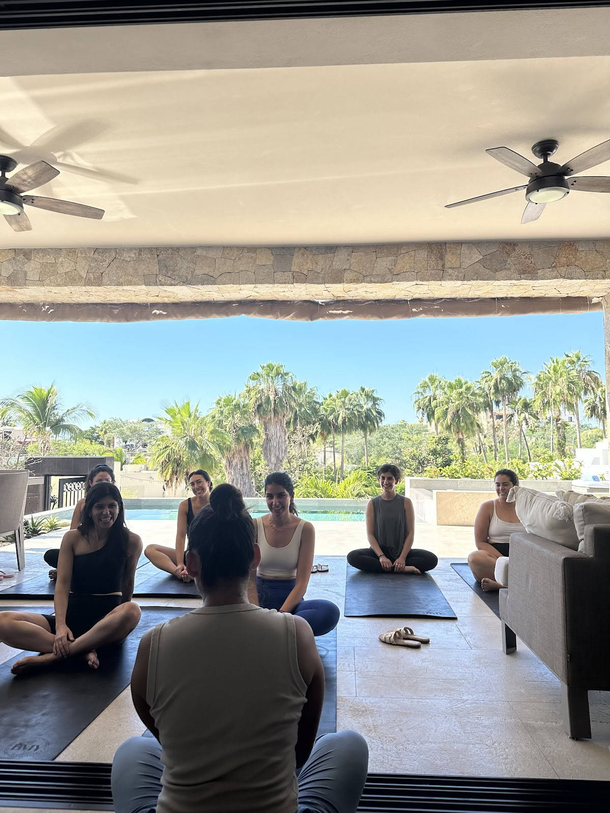 Baja Moon Yoga – Cabo Yoga Shala · Enterrement de vie de jeune fille Entreprise Privé Loisirs