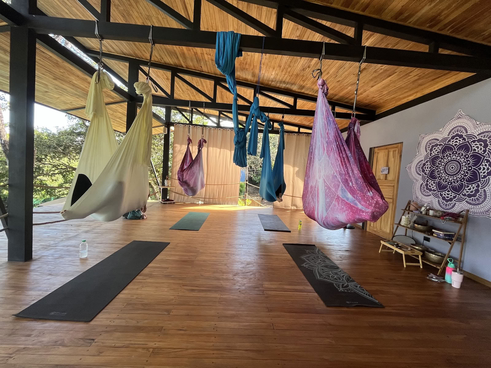 Hari OM Yoga et Bien-être