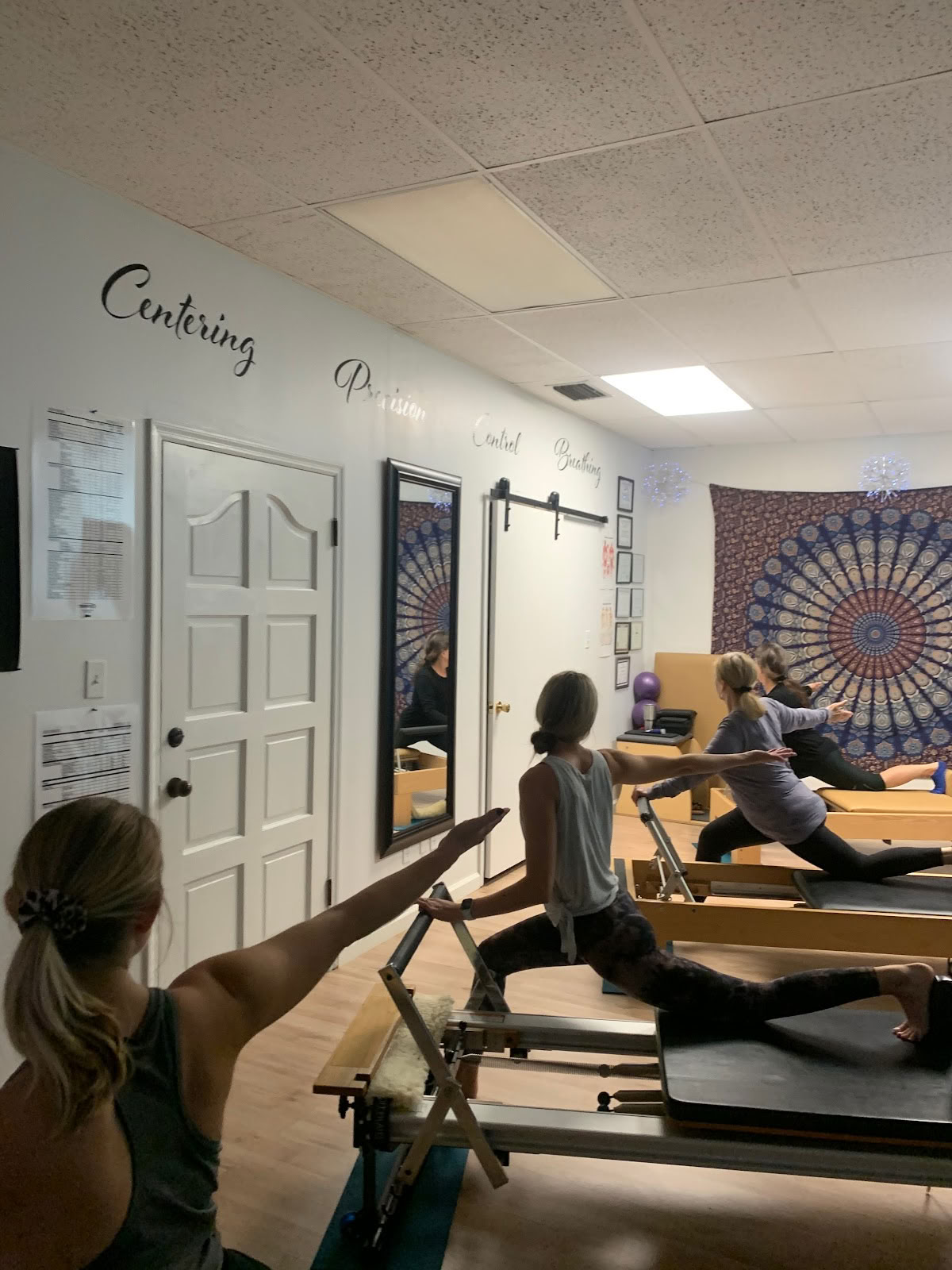 Pilates Yoga Loft - Studio de bien-être holistique | St. Augustine | Cours de Pilates et de yoga, certifications, acupuncture et Reiki