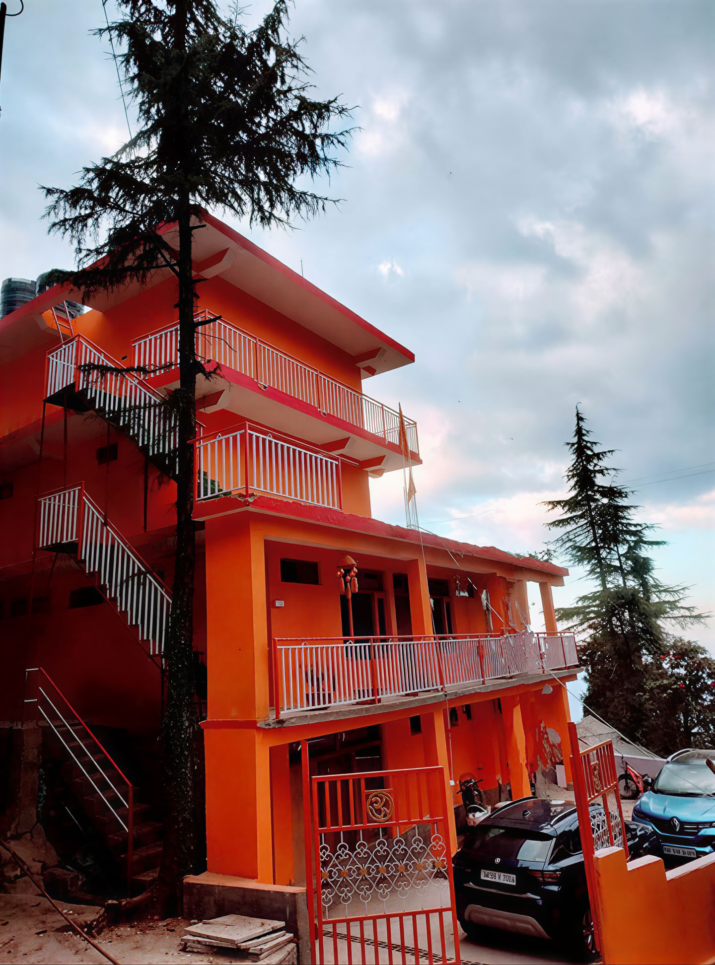 Om Yoga Ashram