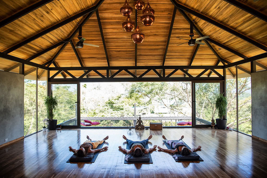 House of Shakti Sanctuary, Retraites & studio de yoga