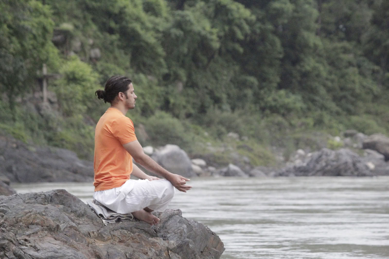 Fitfortunes École de yoga holistique et de guérison par le son