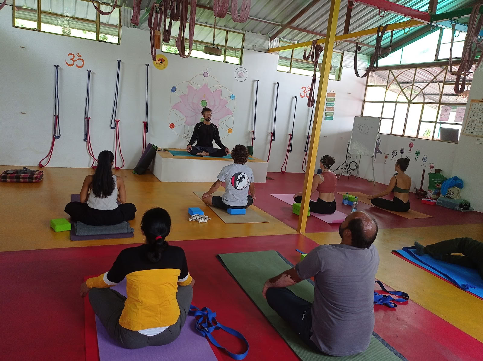 SYIWR - Swaraj Yoga Institute & Retraites Bien-être