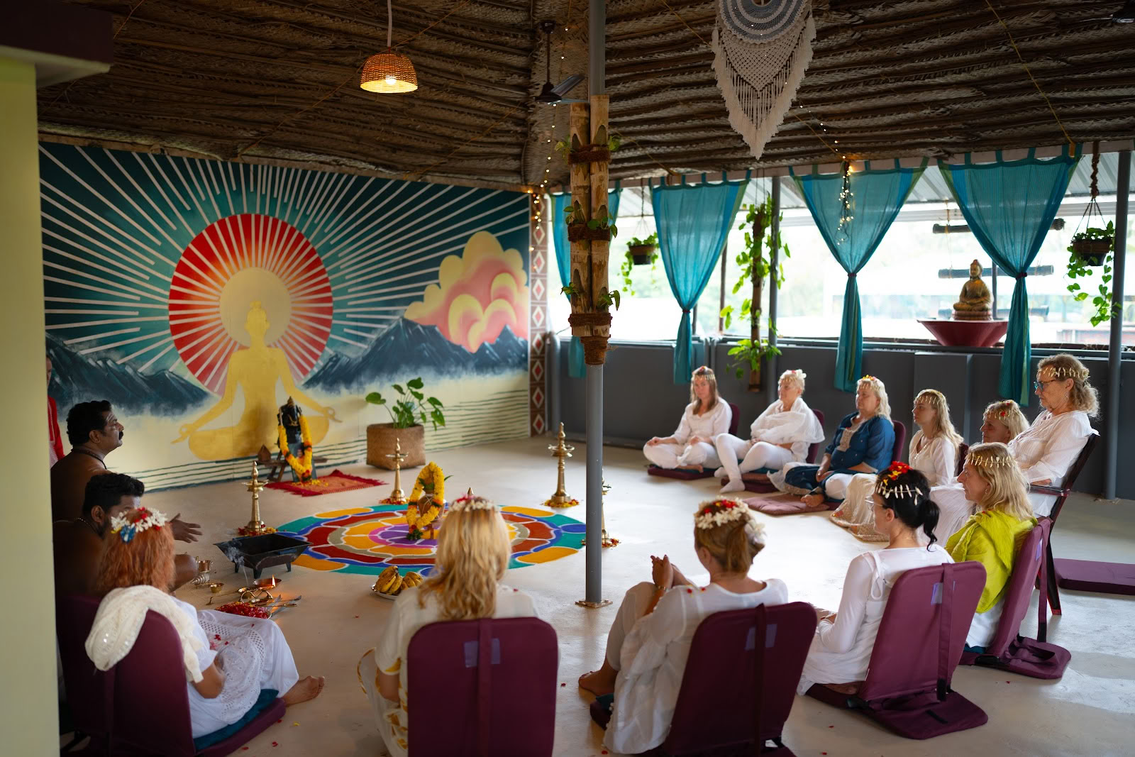 Lalitha Yoga Academy - Formation de professeur de yoga à Varkala, Kerala